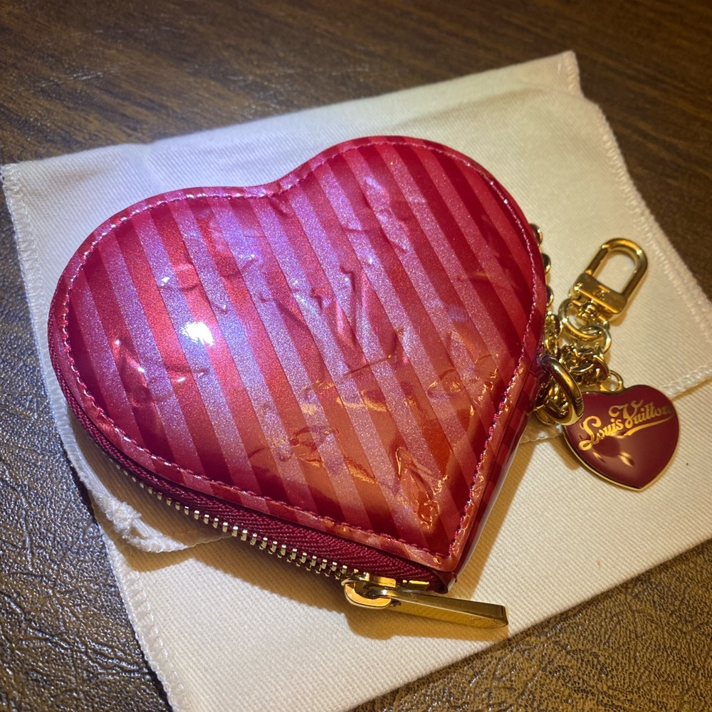 Louis Vuitton Vernis Rayures Coeur Heart Coin Purse Authentic Limited Edition - Picture 3 of 14